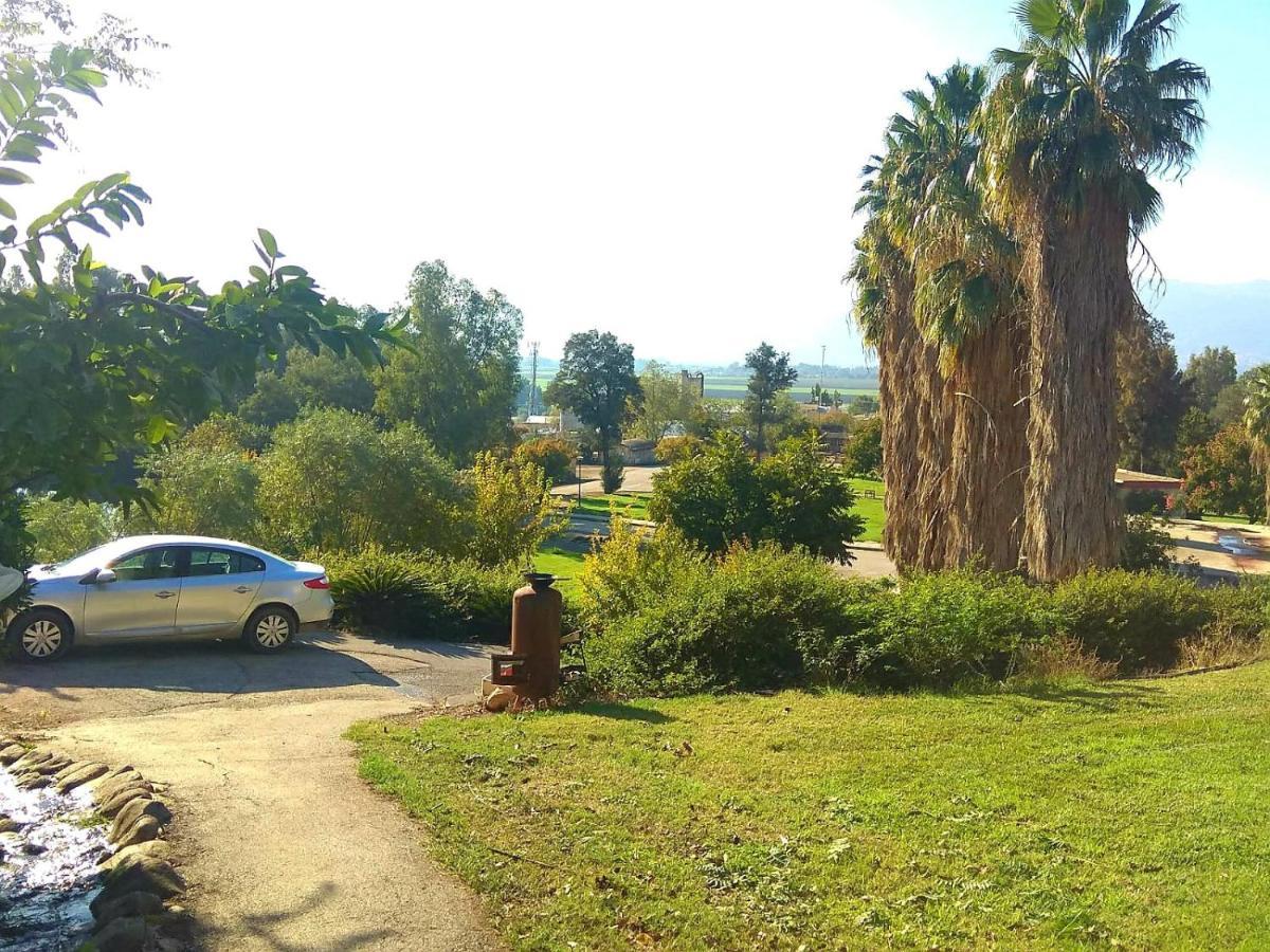 צימר בודד בגליל העליון Kefar Szold Esterno foto